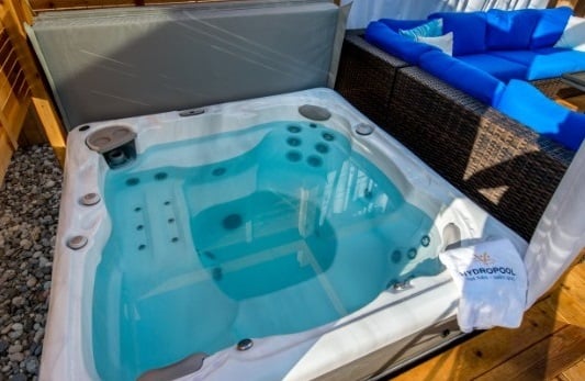 Why Should You Choose A Hydropool Hot Tub? Here's 7 Reasons Why!